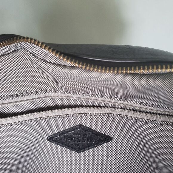 Fossil Crossbody Bag Women's Small Black Cream Animal Leopard Print Structured - Picture 10 of 13